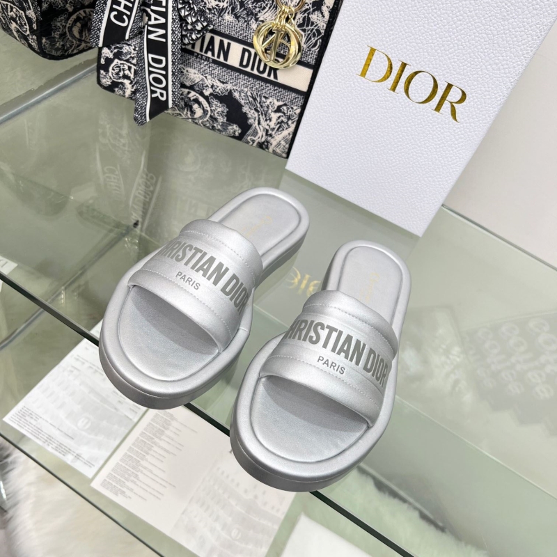 ch**an D*or slippers
